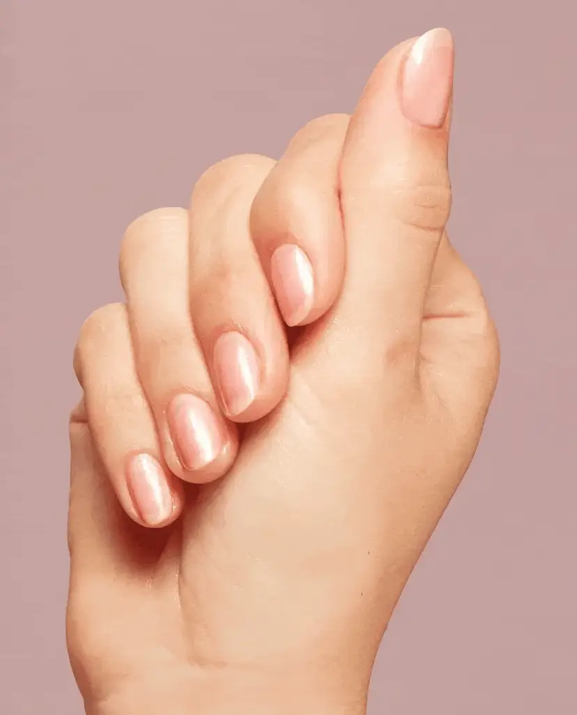 OPI Infinite Shine ISL136 Bubblegum Glaze - Image 3