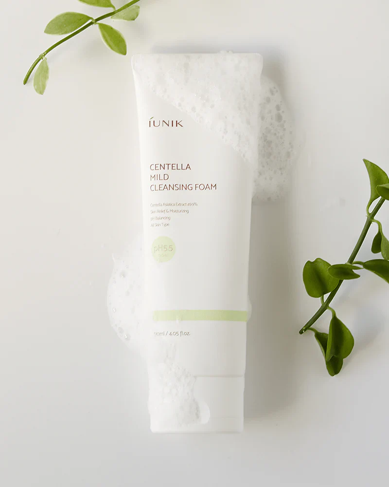 iUNIK Centella Mild Cleansing Foam 120mL - Image 3