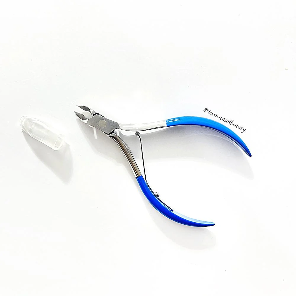 KIKI Cuticle Nippers (Random Colour)