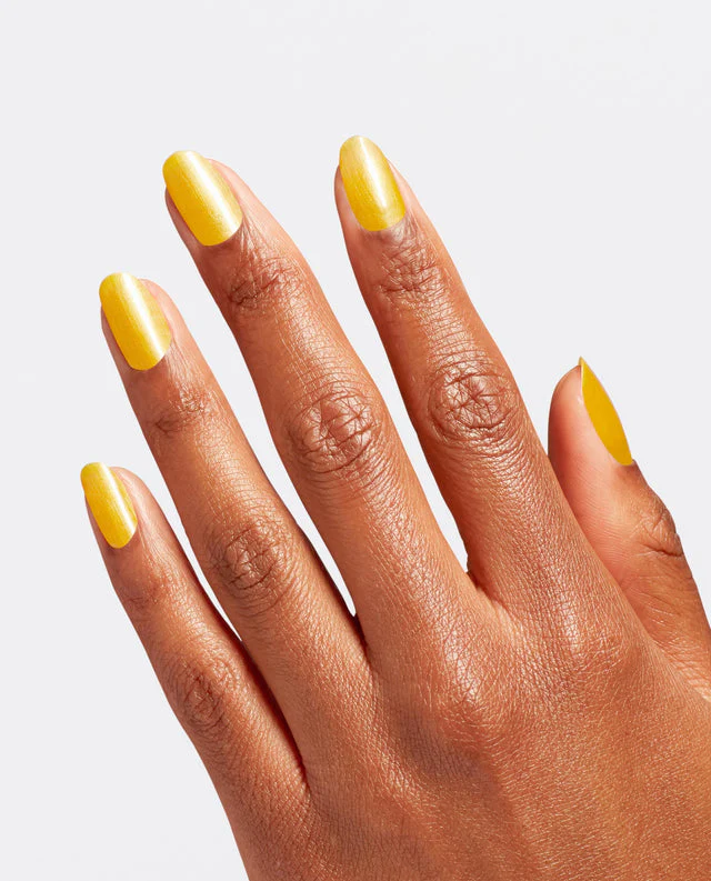 OPI x Wicked Infinite Shine IS HR R16 Yellow Brick Road - Image 3